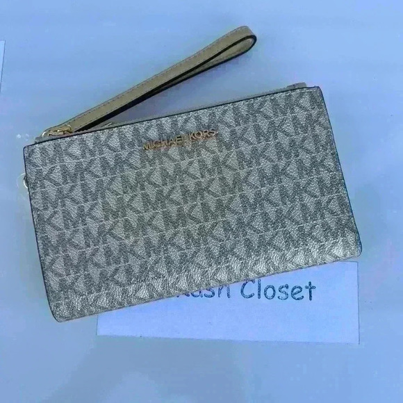 Michael Kors Double Zip Wristlet Large Wallet MK Signature Pale Gold - Picture 1 of 7